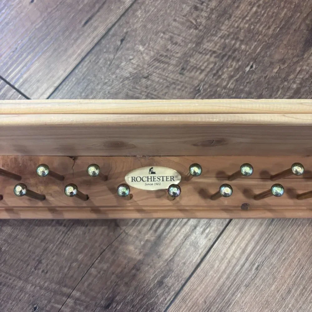 Rochester Cedar Wood Tie Belt Shelf Rack Hanging 21